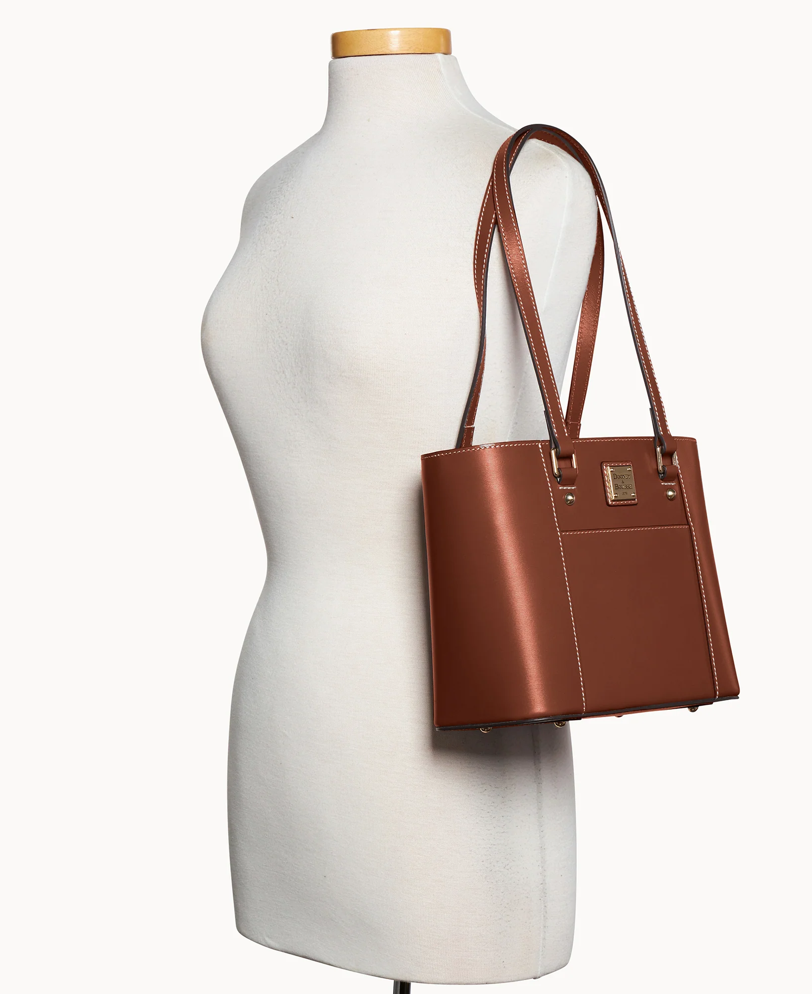Penrose Pocket Tote 25 - Image 50